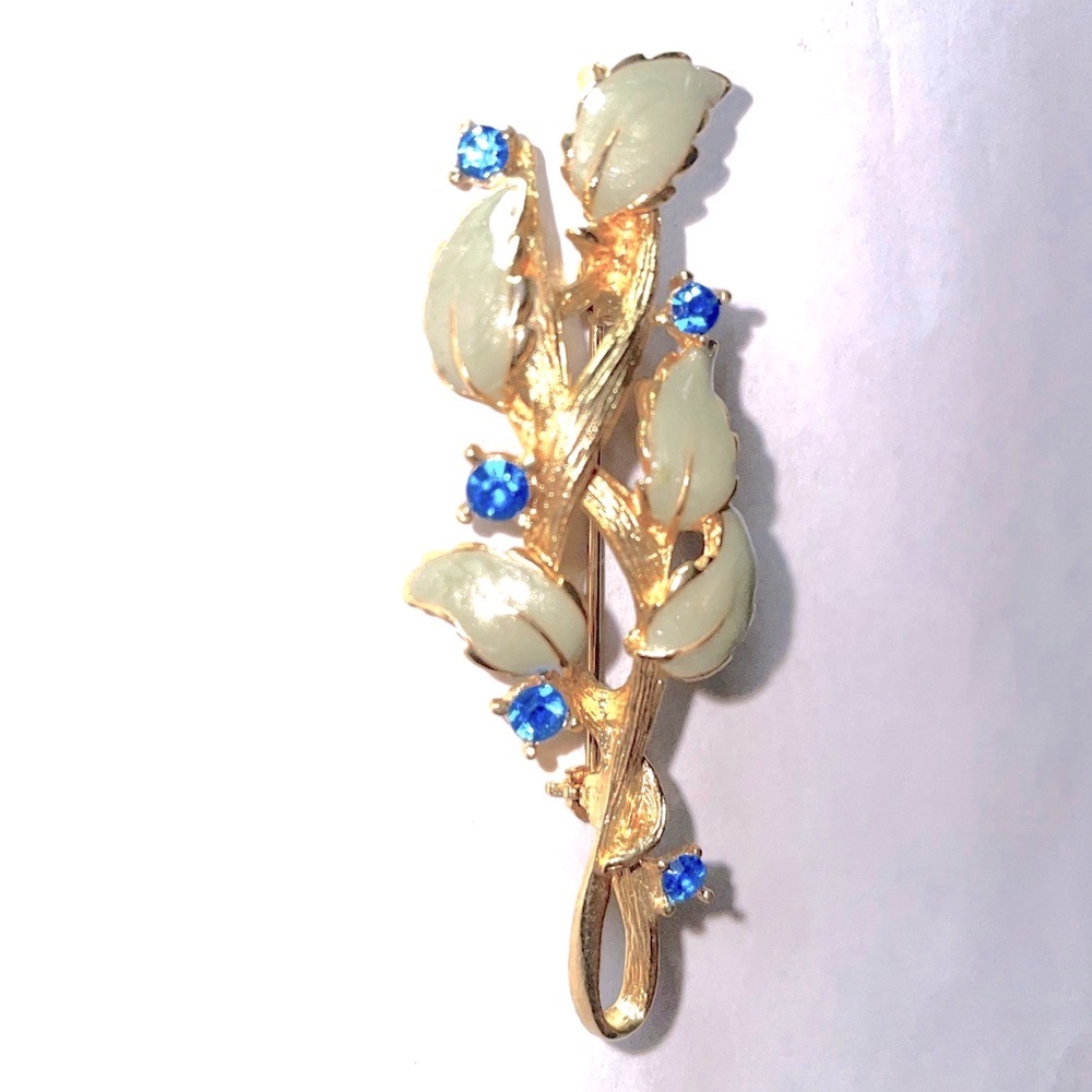 Vintage LIA Gold-tone Green Enamel Leaves Blue Rhinestones Brooch / Pin - Picture 7 of 8
